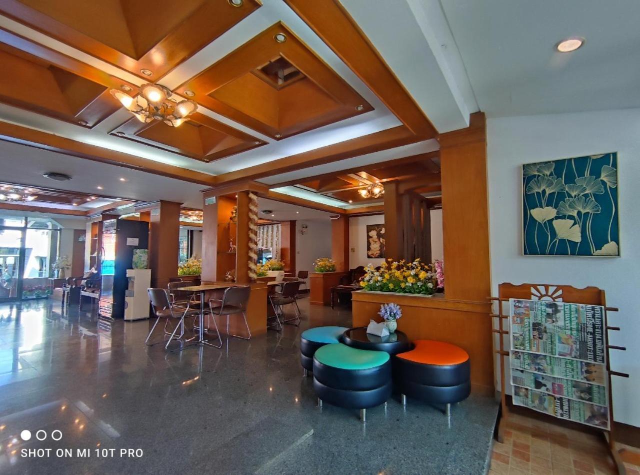 Areena Resort And Hotel Uttaradit Dış mekan fotoğraf