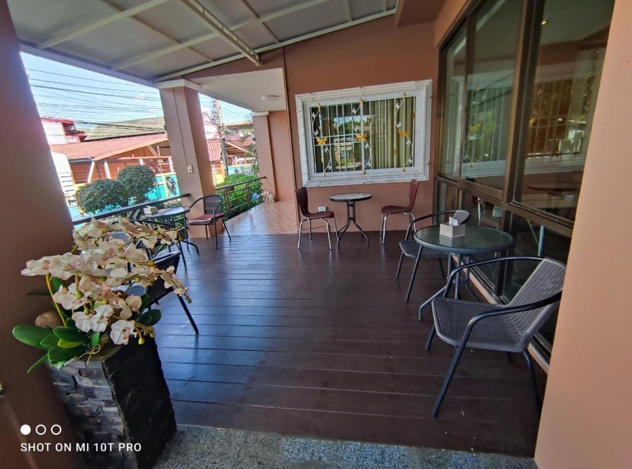 Areena Resort And Hotel Uttaradit Dış mekan fotoğraf