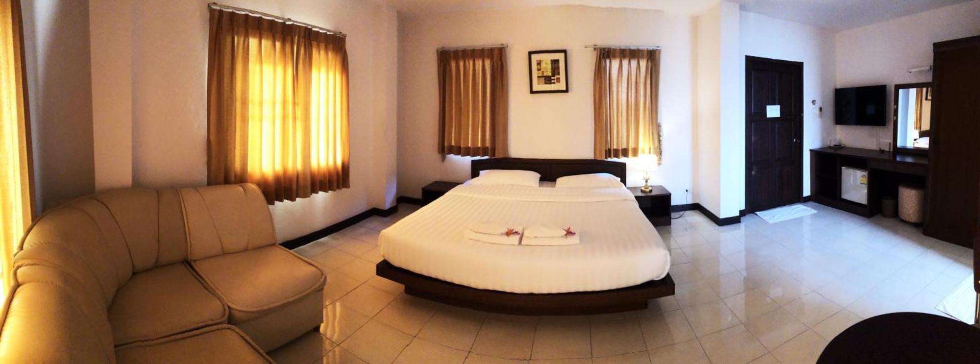 Areena Resort And Hotel Uttaradit Dış mekan fotoğraf